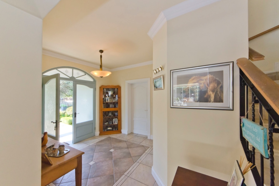 3 Bedroom Property for Sale in Leisure Isle Western Cape